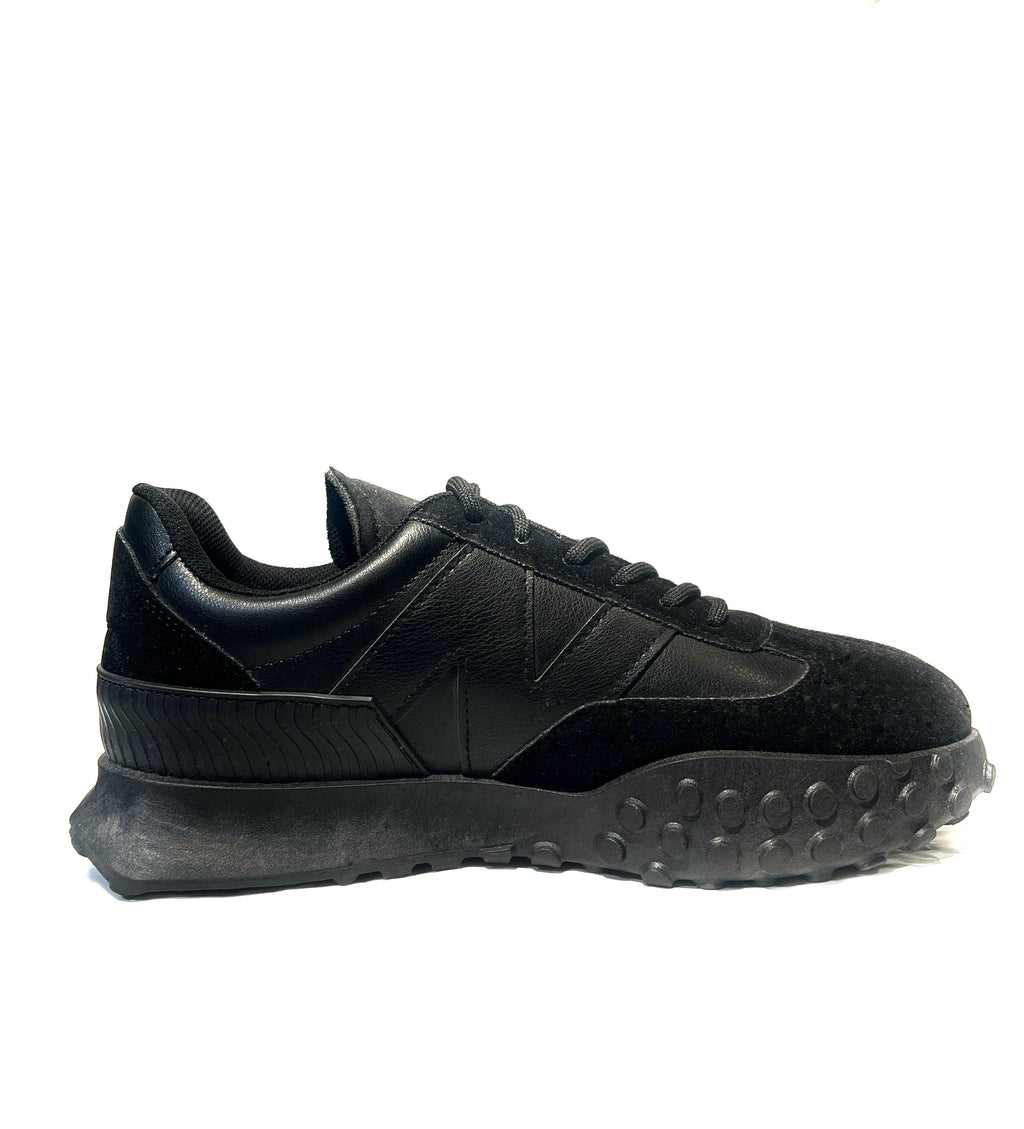 ESSENTIAL MID-TOP