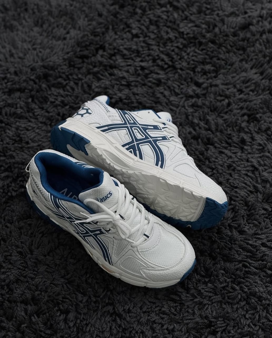 ASICS SPORT