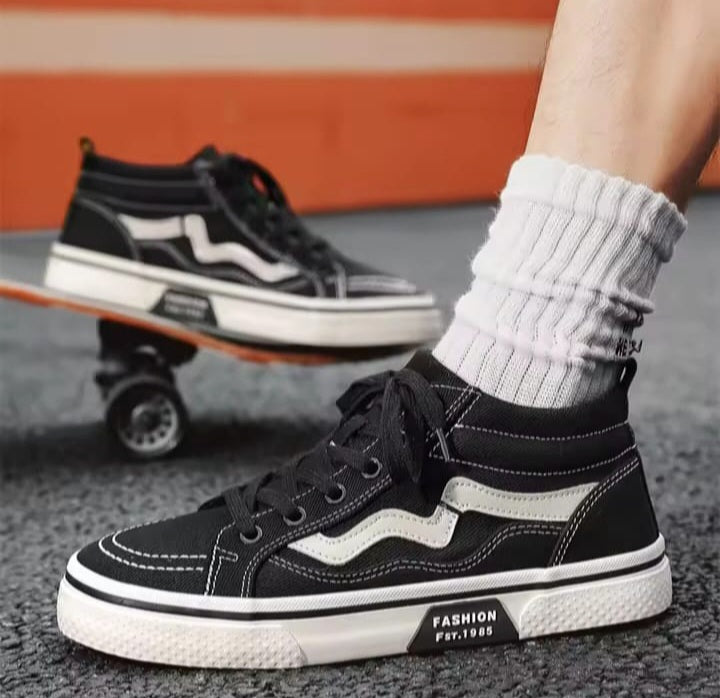 CONVERSE HIGH-TOP